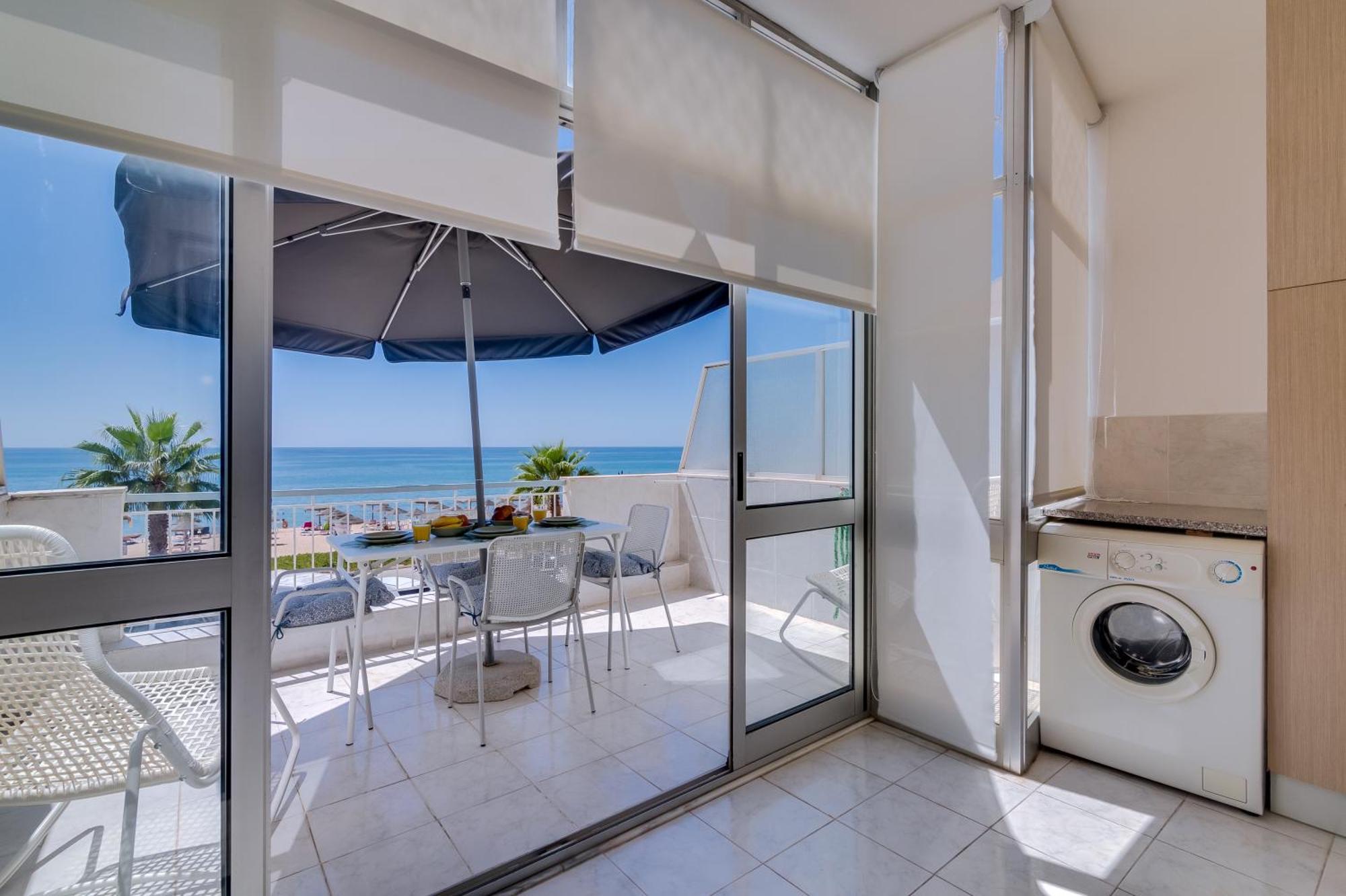 Al - Oceano T2 Frente Mar Quarteira Apartment Exterior foto